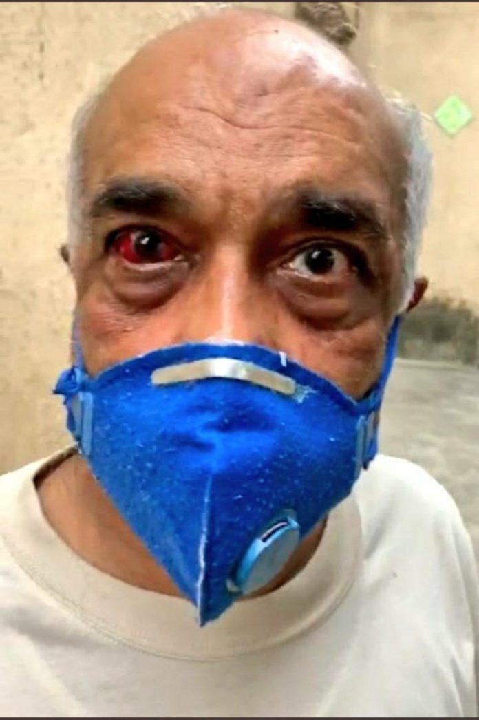 Ex-Navy officer attacked by Shiv Sainik