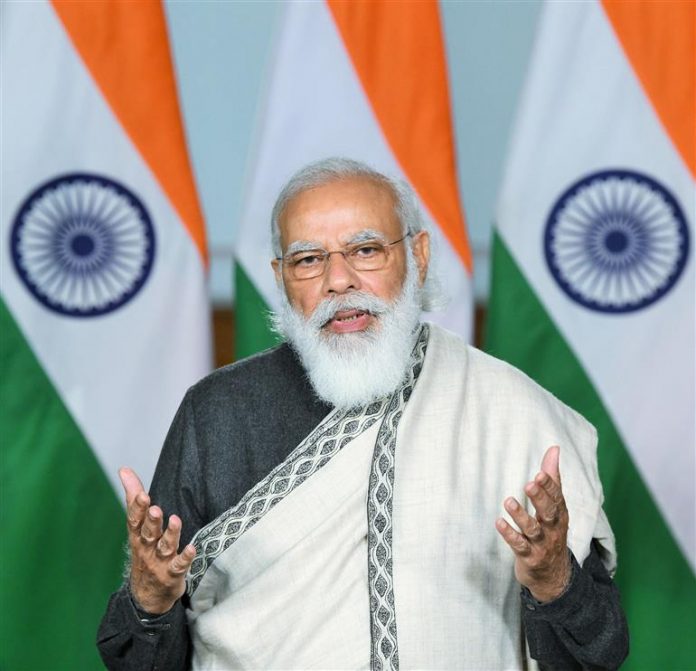 Constitution Day: PM Modi insisted on making laws in simple language