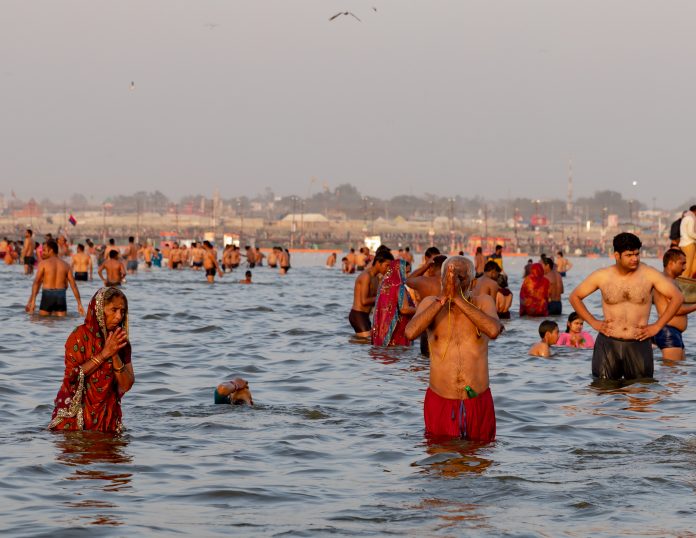 कुंभ मेला टेंट घोटाला Tent supplier scam exposed in Kumbh Mela